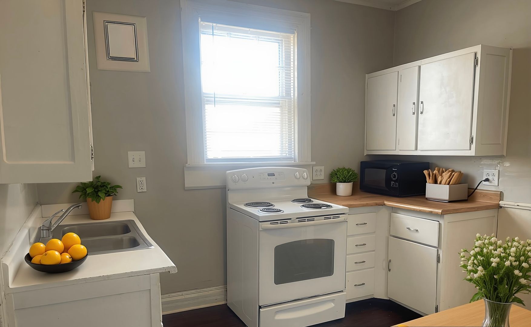 Muncie House: 811 N King St