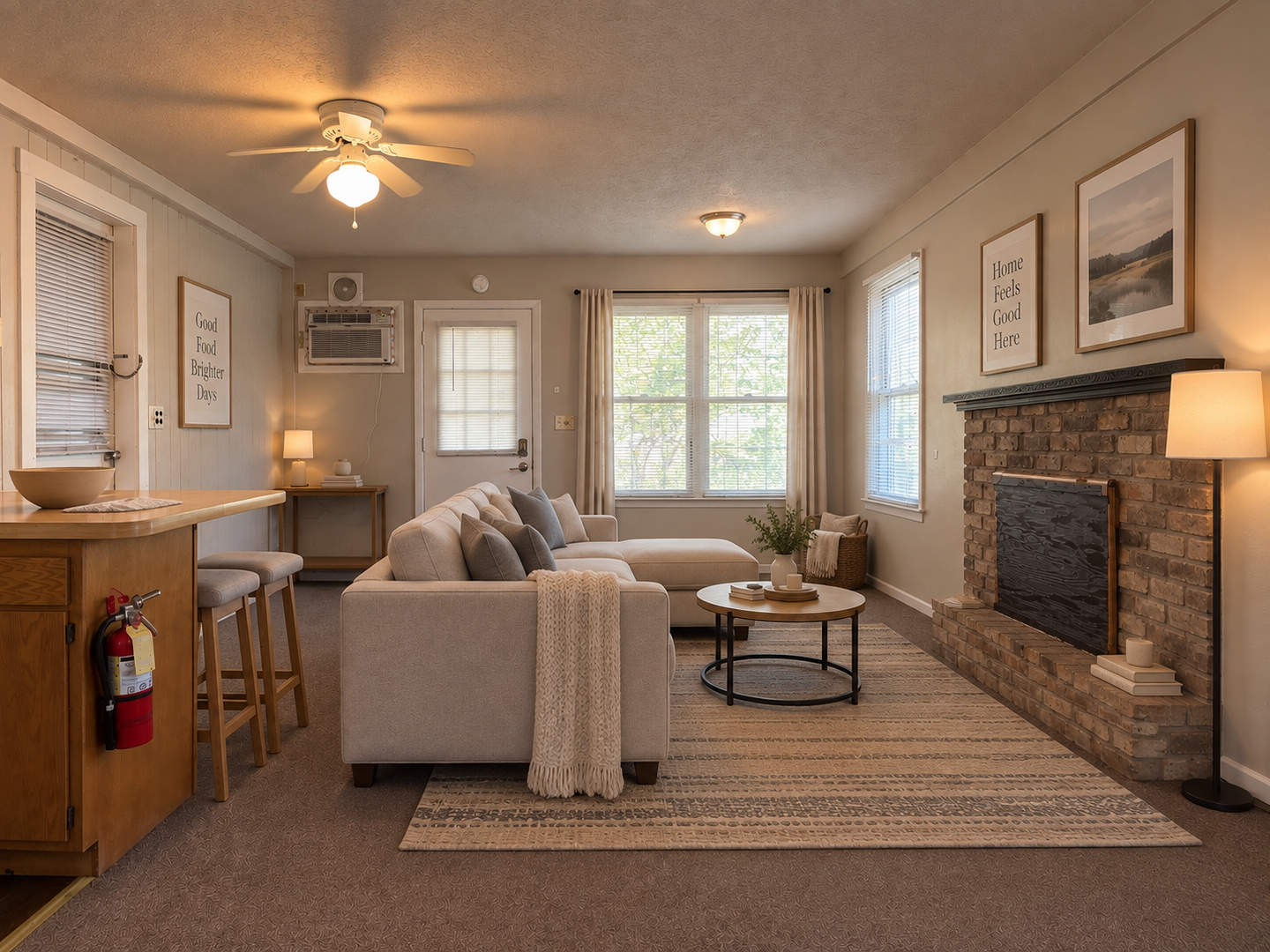 2 Bedroom Unit with a Large Front Porch, Close to Campus 1 of 10
