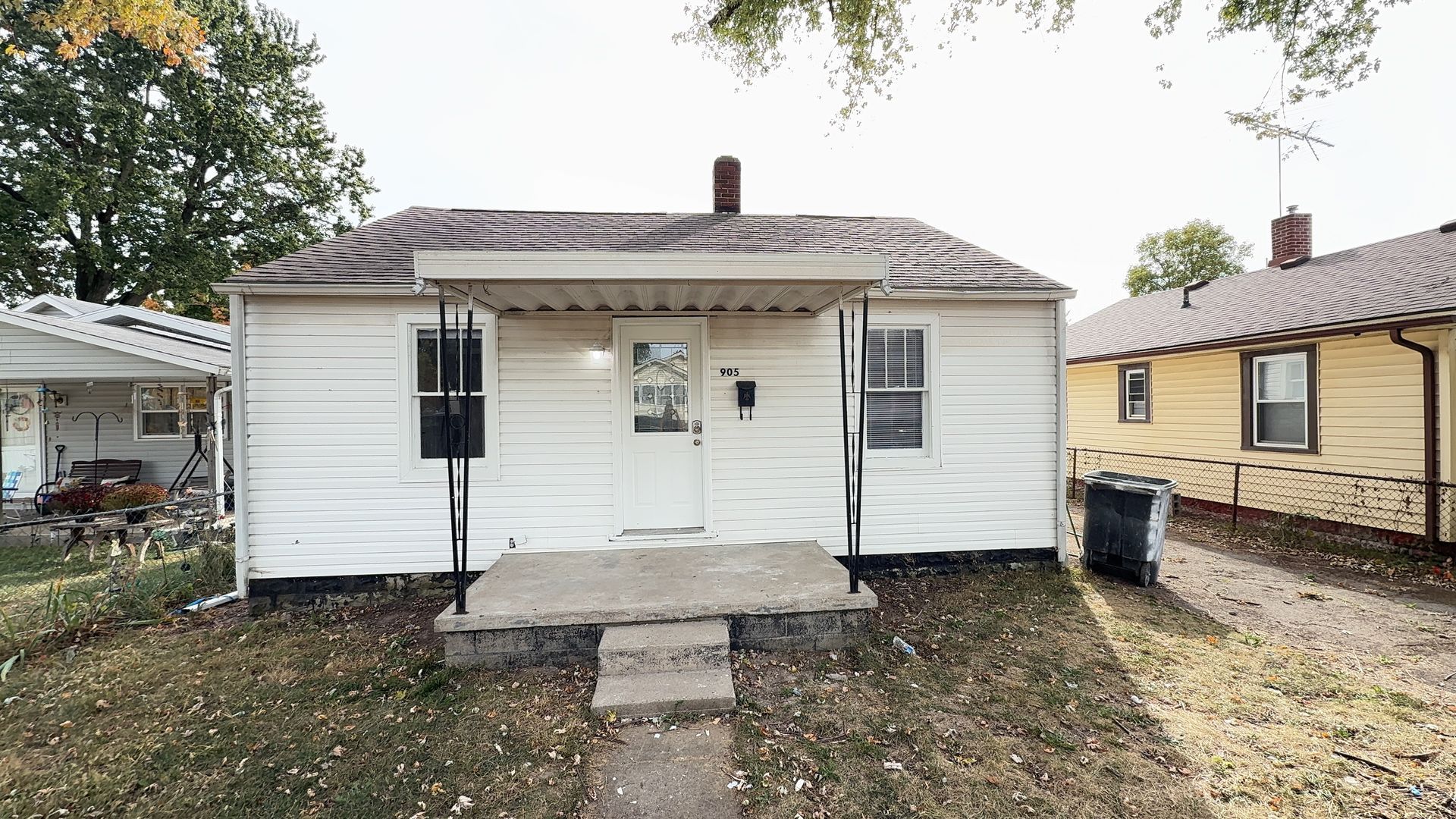 Muncie House: 905 W 14th St