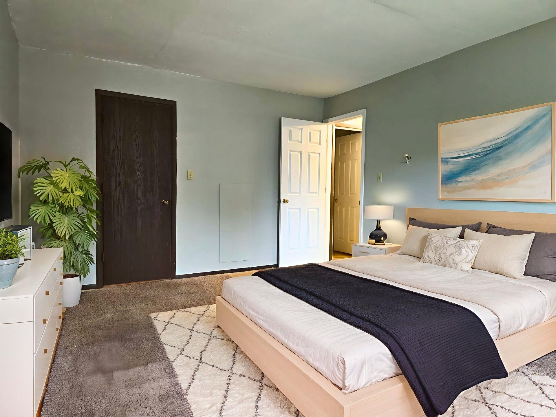 Muncie Townhome: 3904-3910 N Franklin St.