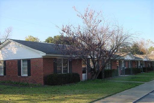 Close to Downtown Sumter – photo 1
