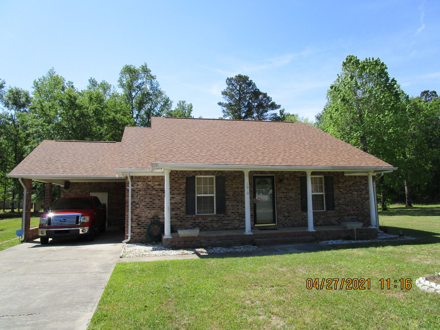 Sumter House: 1030 Nottingham Dr