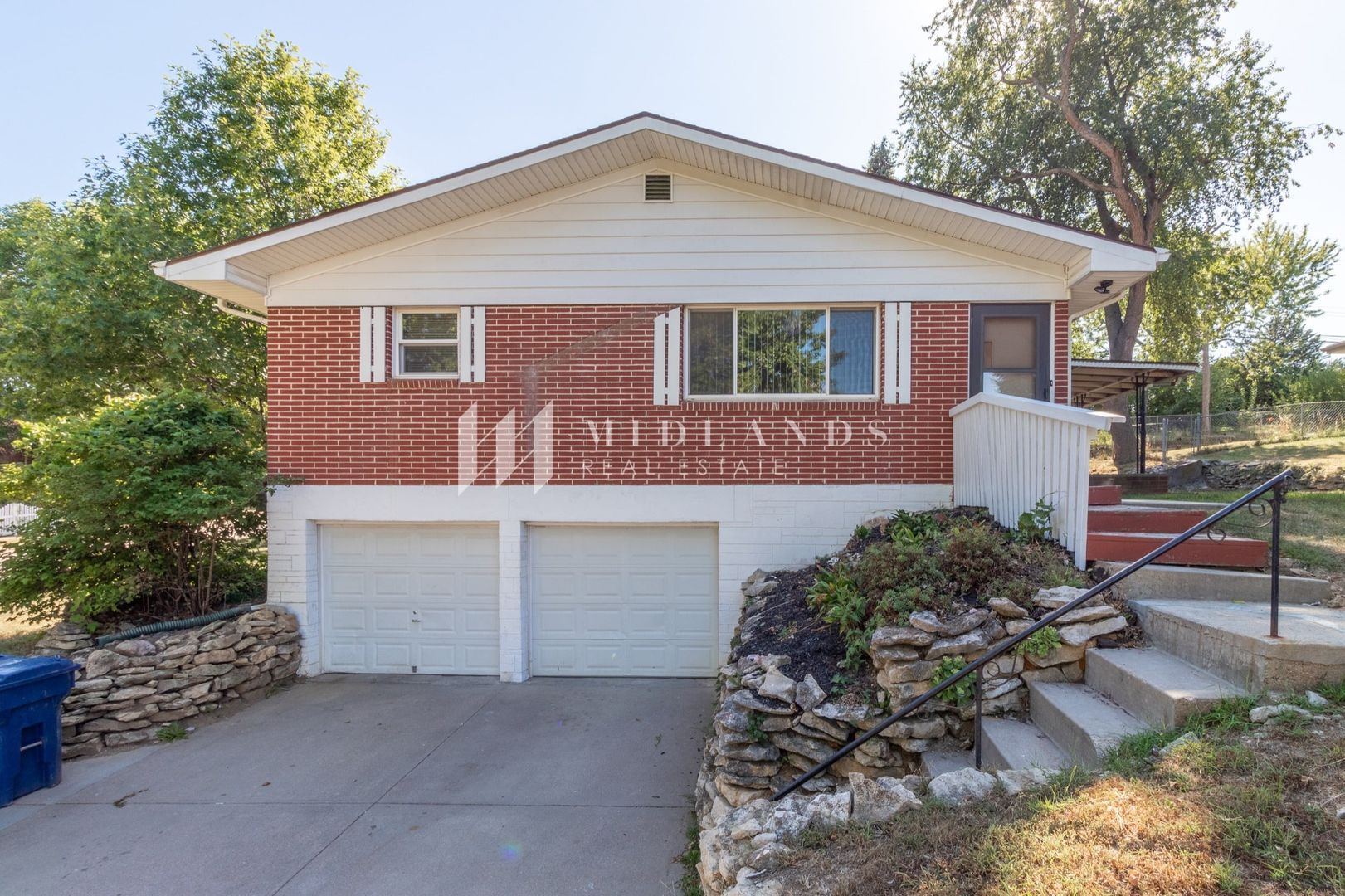 Bellevue House: 3401 Sherwood Drive