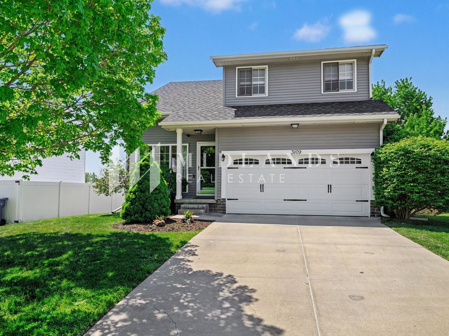 Bellevue House: 3109 Sheridan Rd