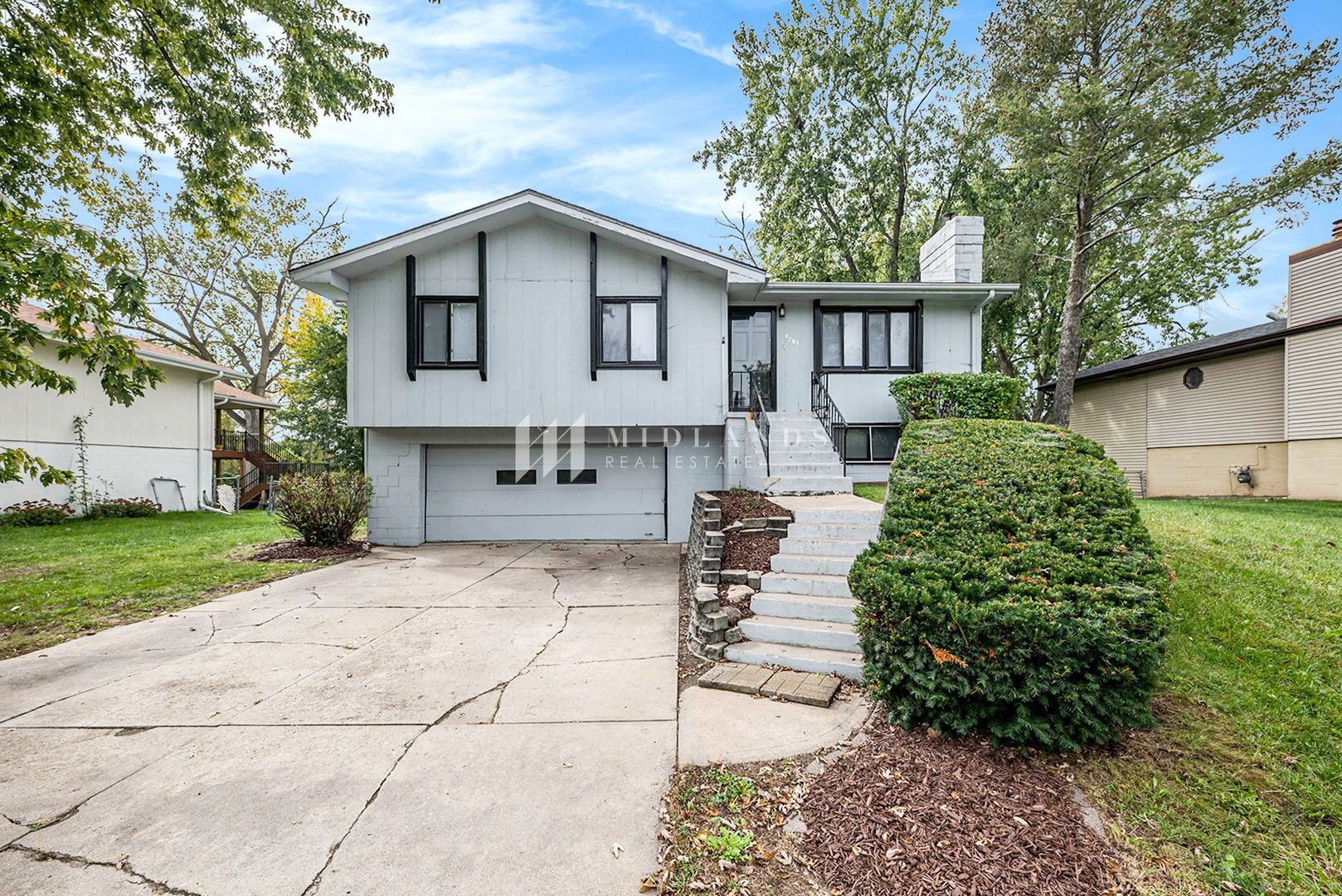 Bellevue House: 4701 Schroeder Dr