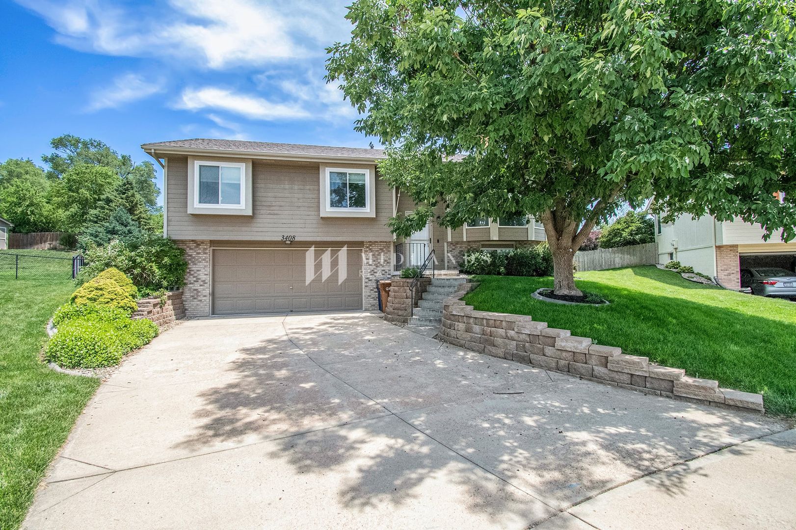 Bellevue House: 3408 Sheridan Cir.