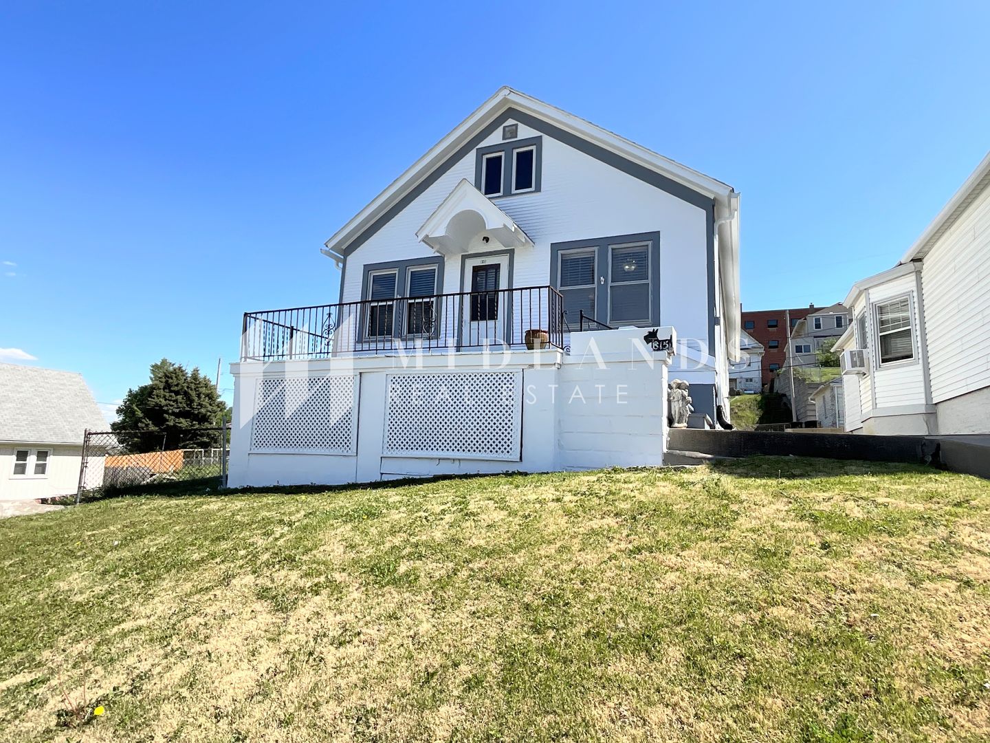 Omaha House: 815 Pierce St.