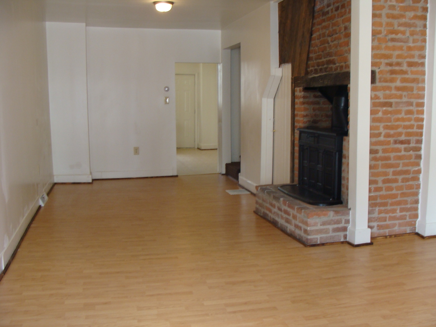 York House: 250 Chestnut St