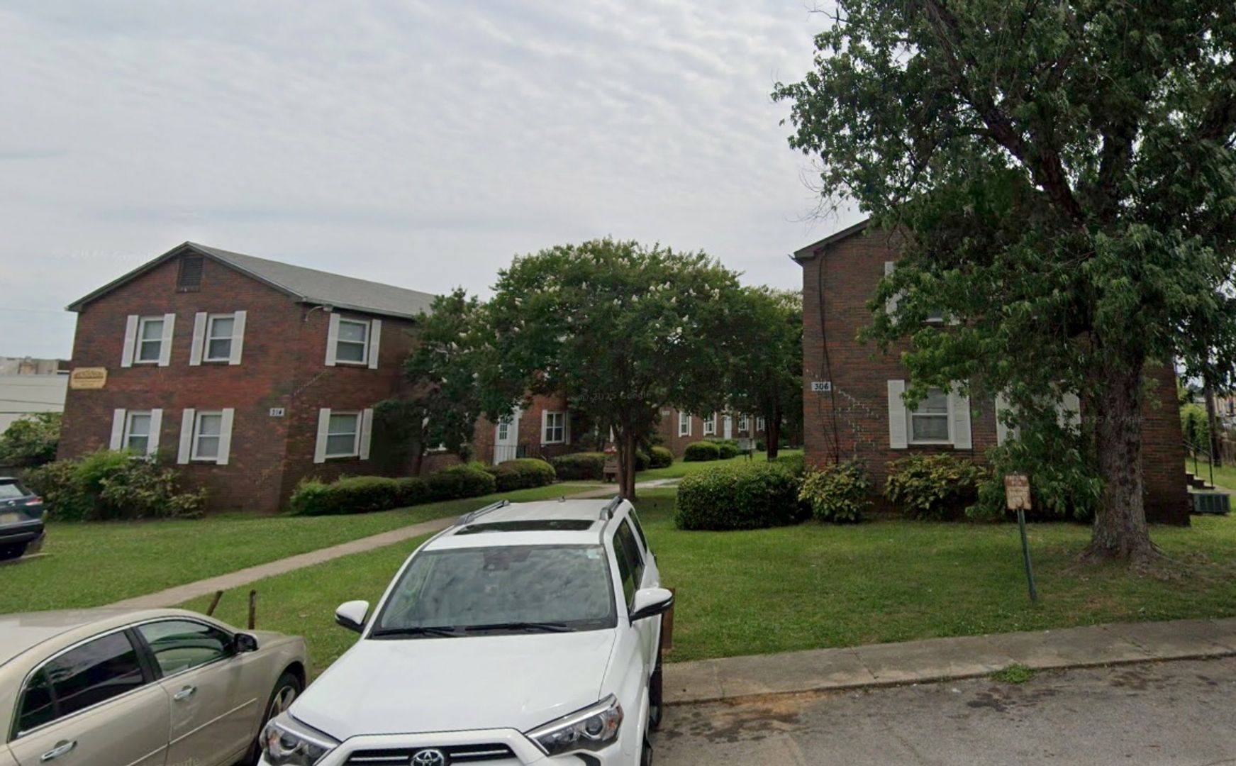 Homewood Apartment: 306-314 Columbiana Rd