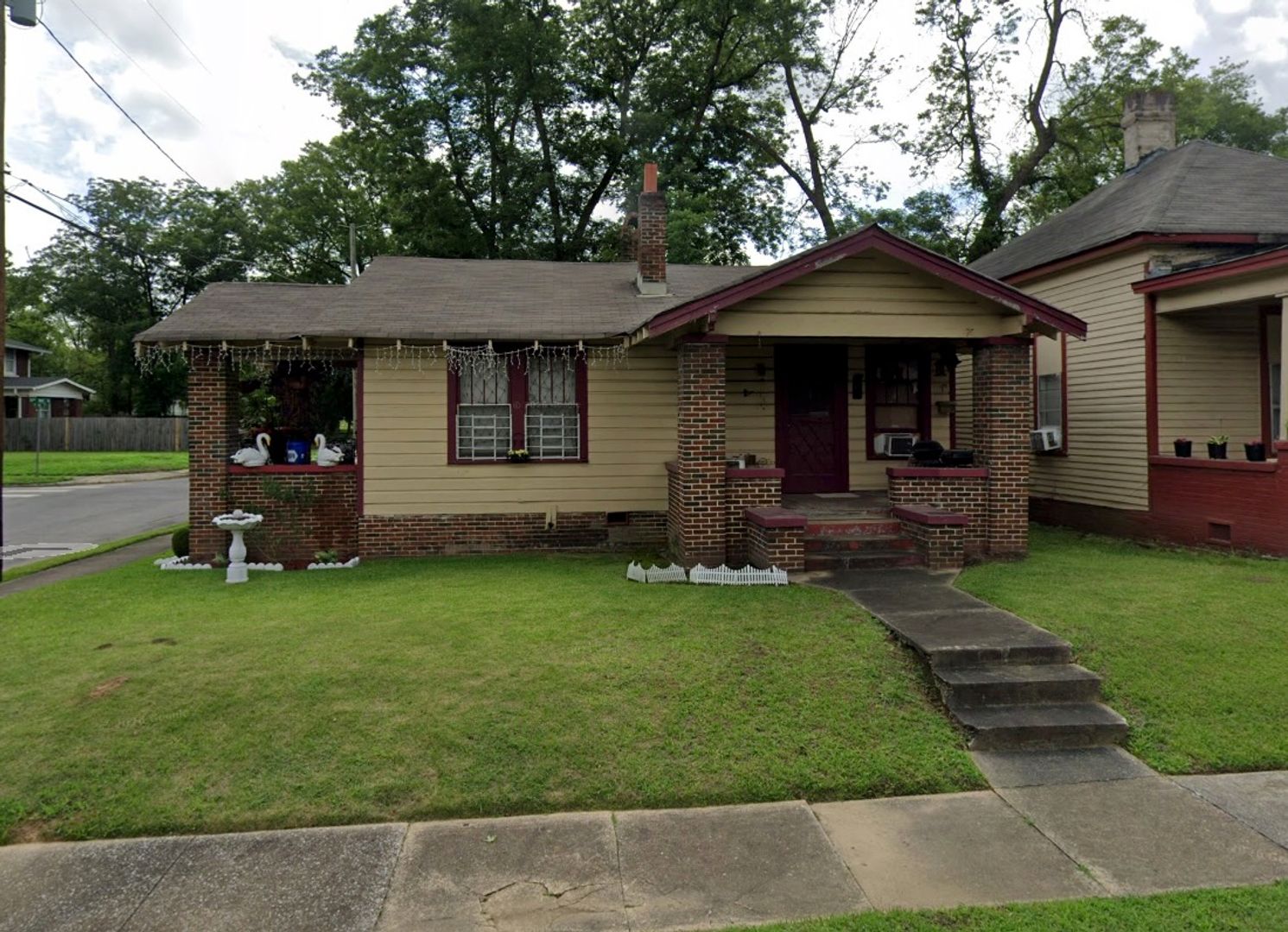 Birmingham Apartment: 225 52nd Pl N & 5233 9th Ave N