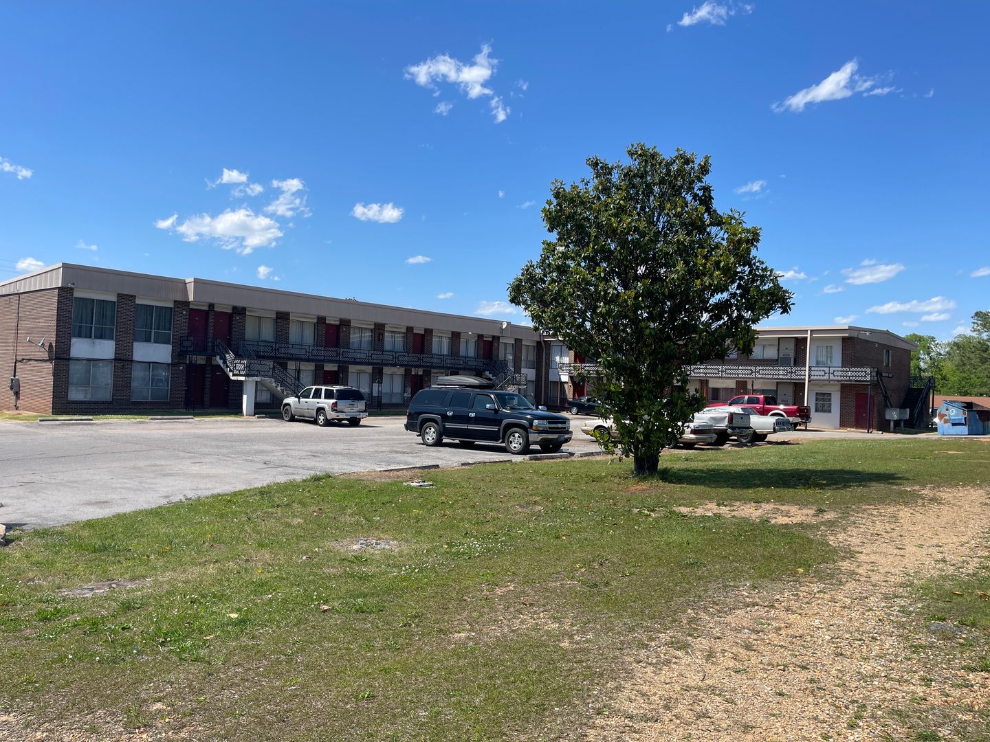 Birmingham Apartment: 7748-7764 4th Ave S