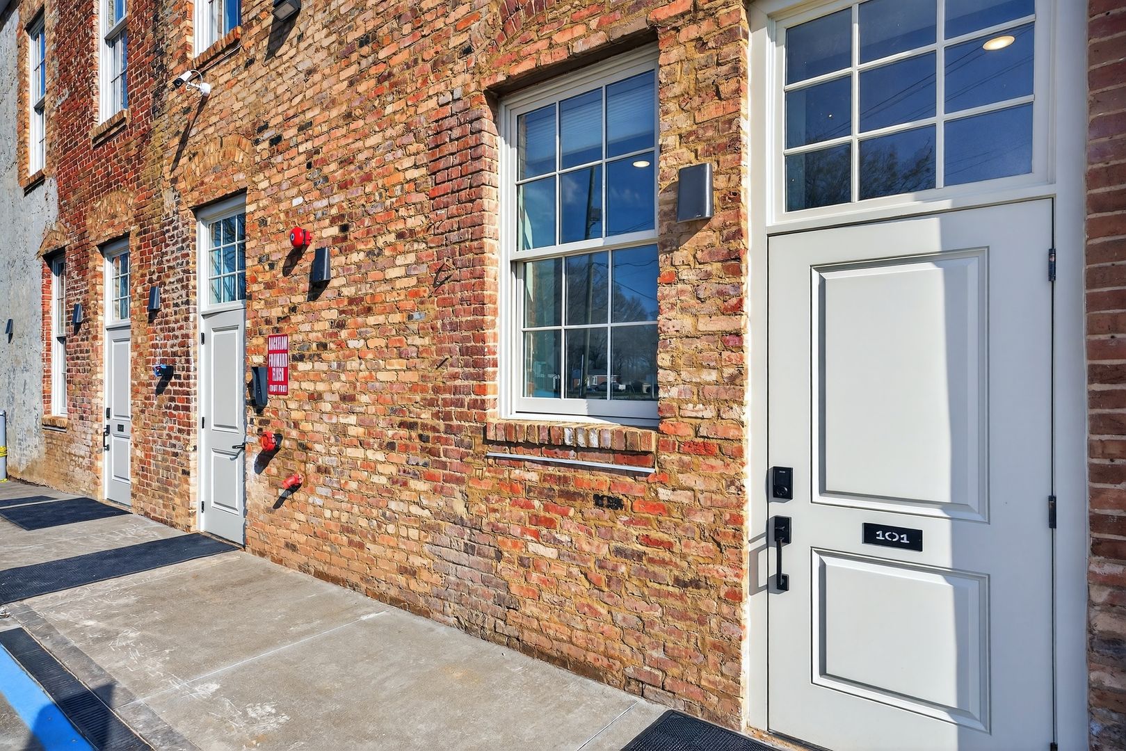 Cowpens Apartment: 5365 N Main Street