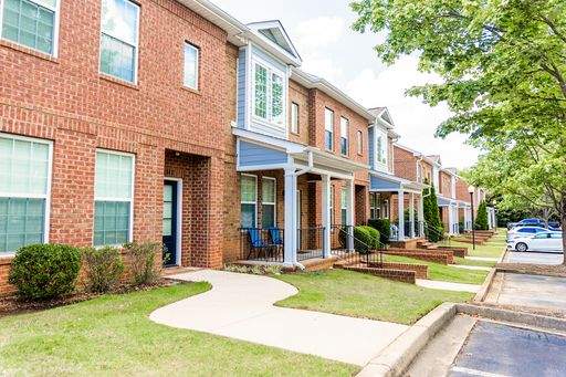 314 South: Modern 2bd/2.5ba Townhome (**ONE MONTH FREE**) – photo 1