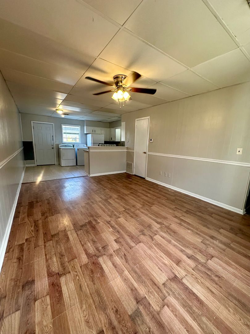 Paragould Apartment: 1403 Kimberly Dr