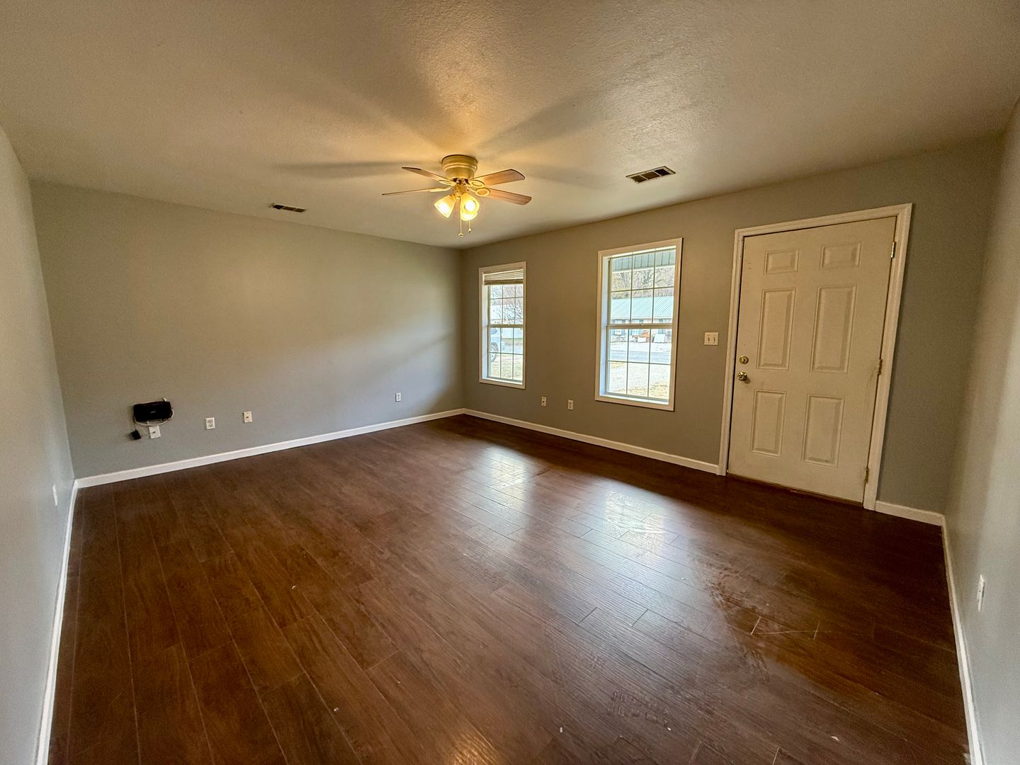 205 N 18th Ave 9 of 12