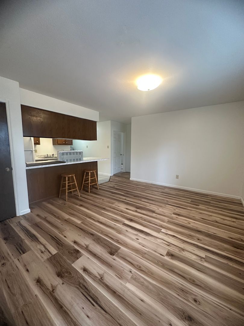 Paragould Apartment: 601 Bertig St
