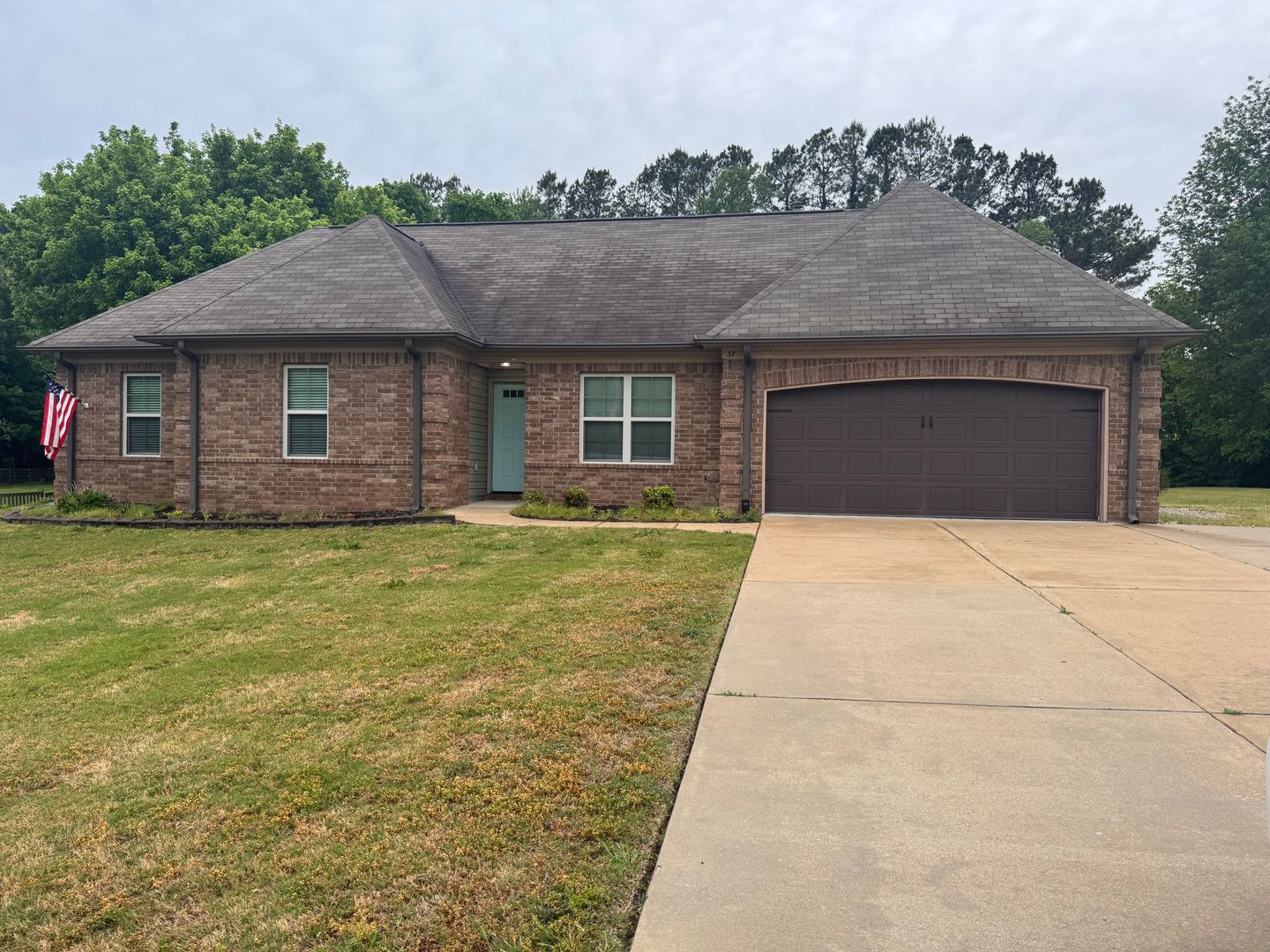Munford House: 37 N Wyatt Shankle Cove