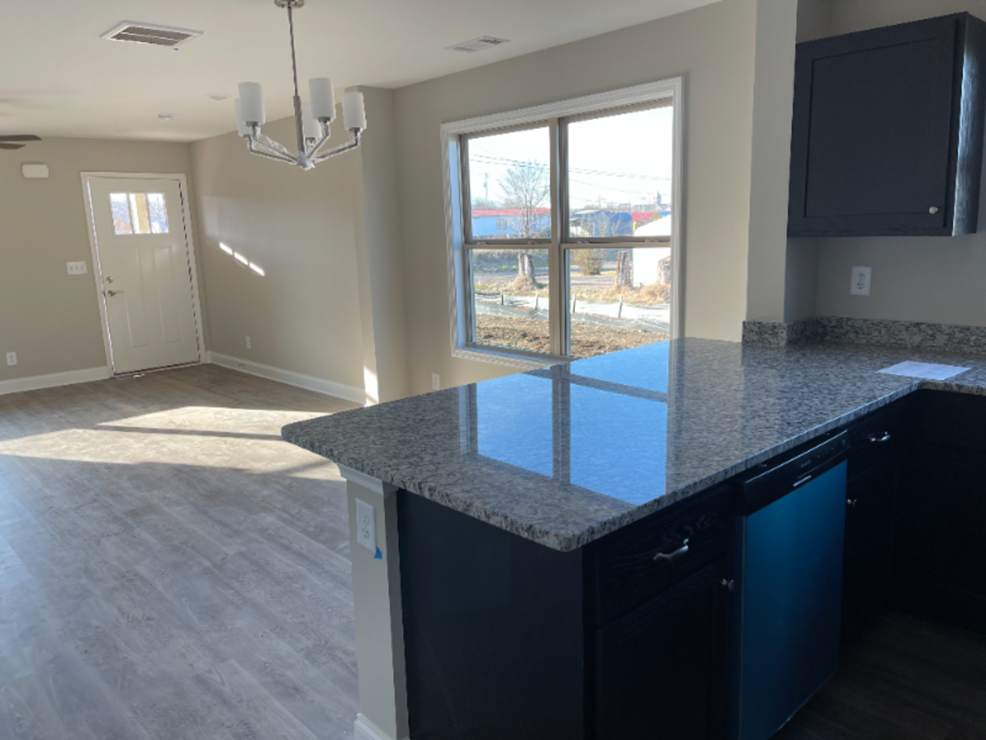 Lebanon Apartment: 517 Melrose St
