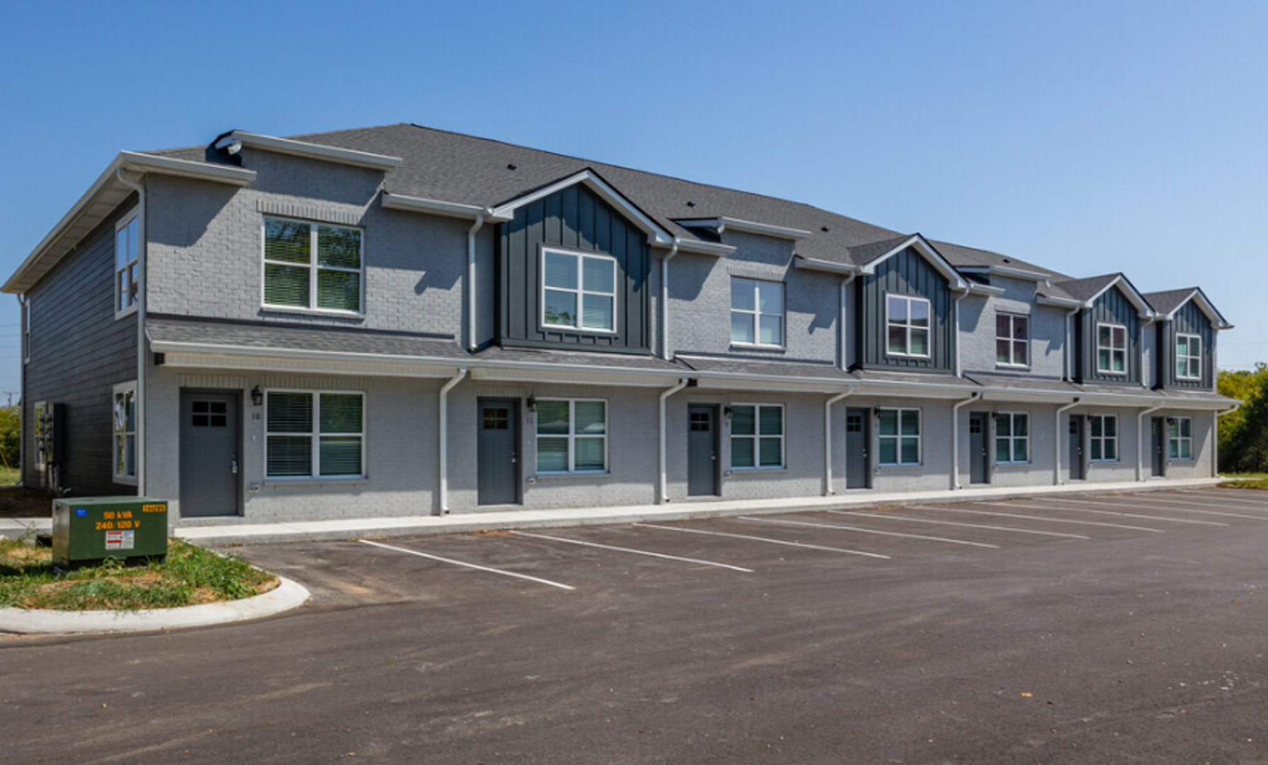 Lebanon Apartment: 521 Melrose St.