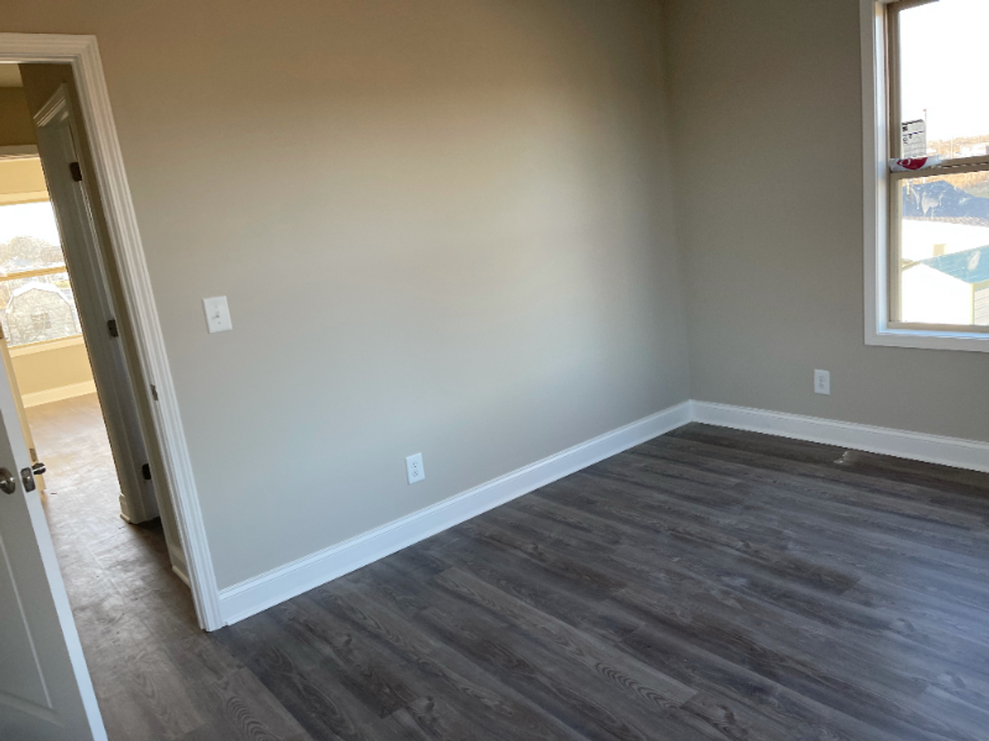 Lebanon Apartment: 517 Melrose St
