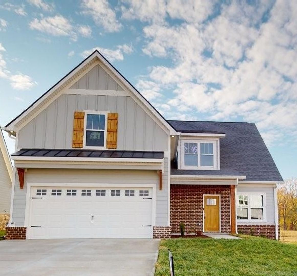 Clarksville House: 217 Bluebell Drive