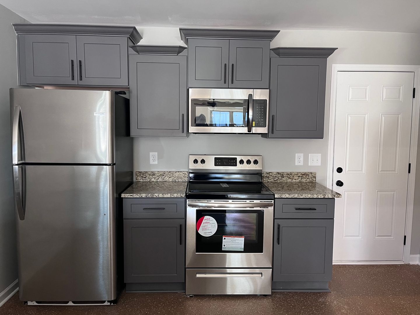 Lebanon Apartment: 1235 Bluebird Rd., Unit D