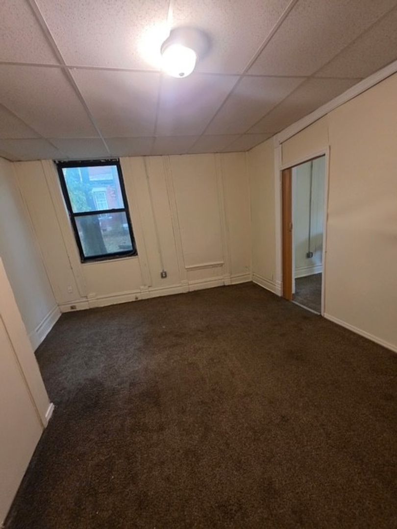 Hopkinsville Apartment: 1712 Walnut St