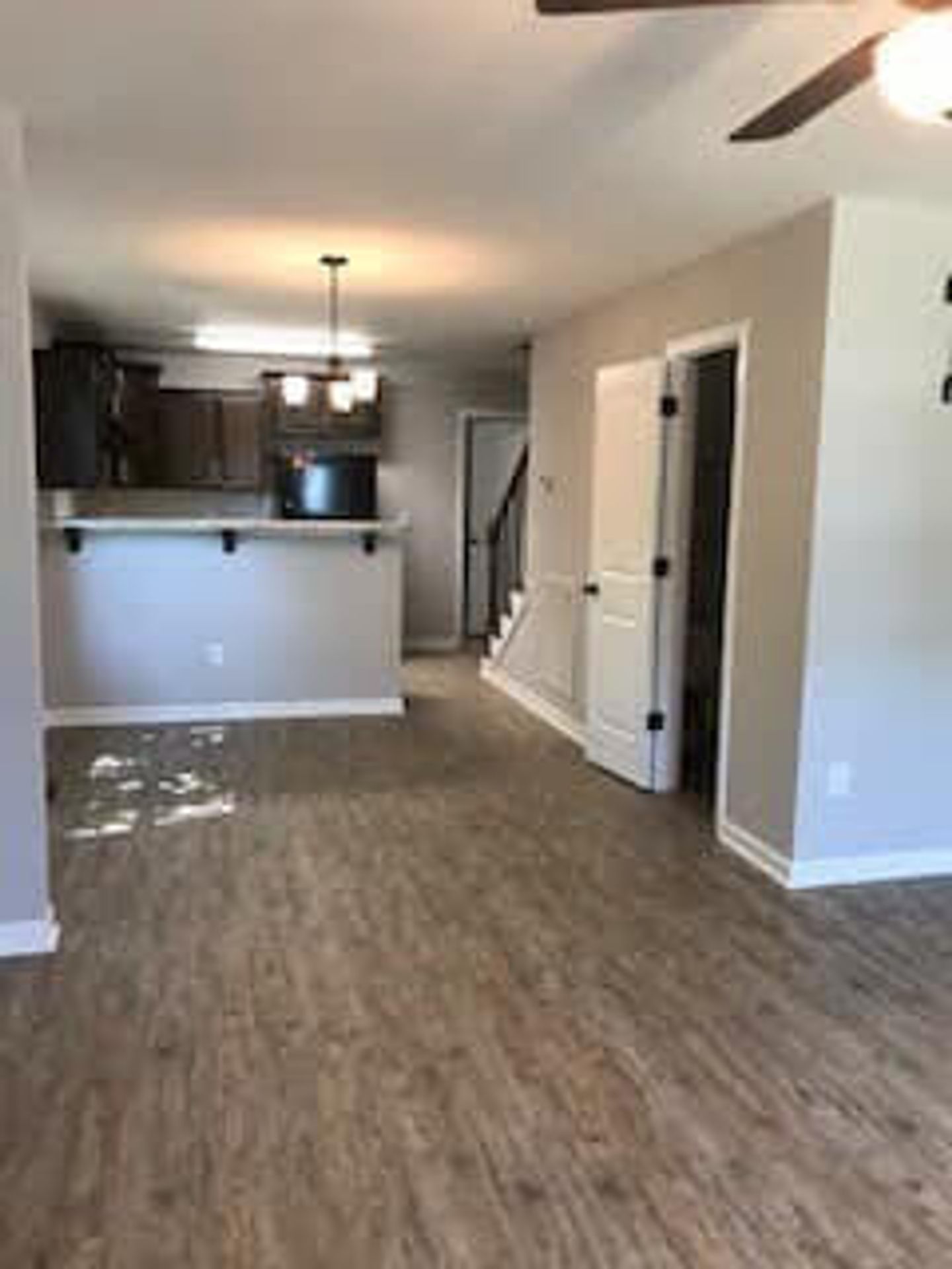 Lebanon Apartment: 1205 Bluebird Rd