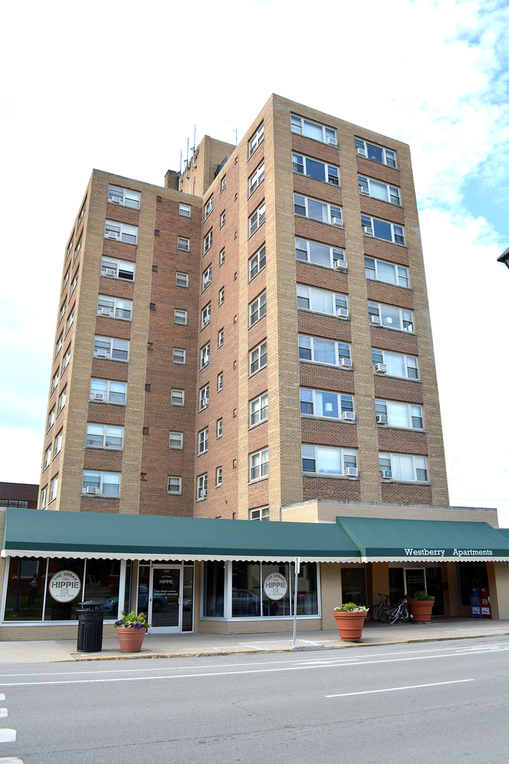 Fort Wayne Apartment: 530 W. Berry St.