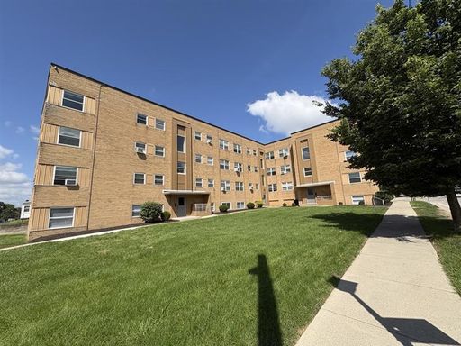 Hoagland Apartments – photo 1