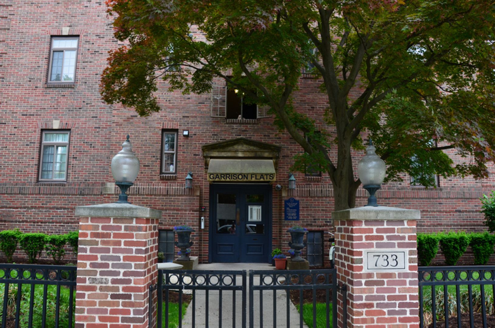 Fort Wayne Apartment: 733 W. Wayne St.