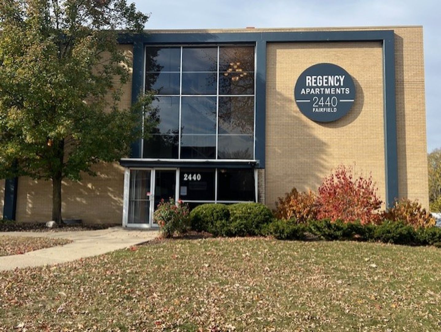 Fort Wayne Apartment: 2440 Fairfield Ave.