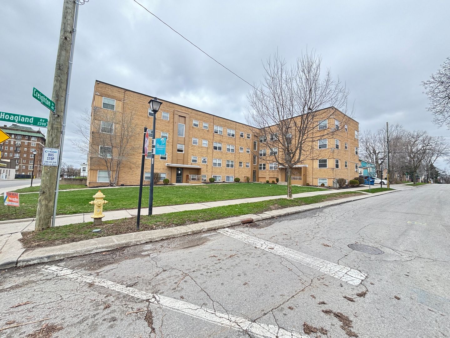Fort Wayne Apartment: 2222 Hoagland Avenue
