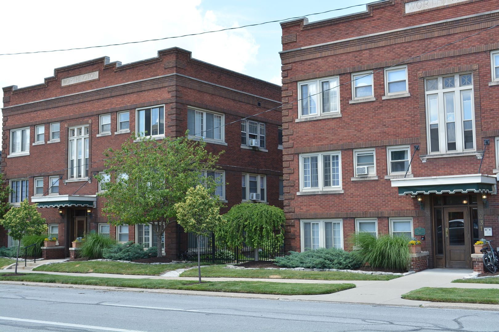 Fort Wayne Apartment: 425-431 E. Wayne St.