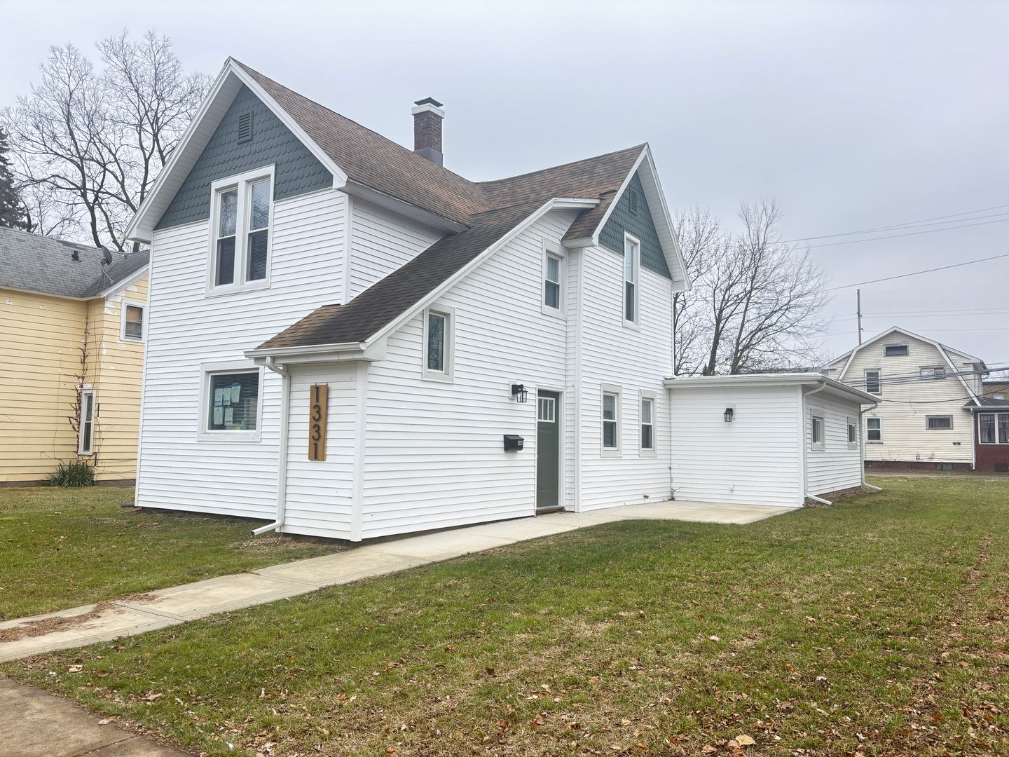 Fort Wayne House: 1331 Stophlet St