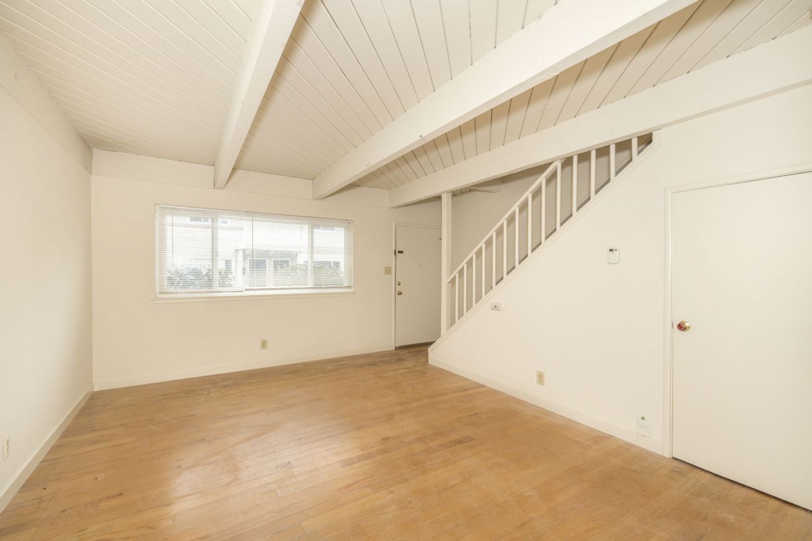 Palo Alto Apartment: 3050-3058 Emerson St.