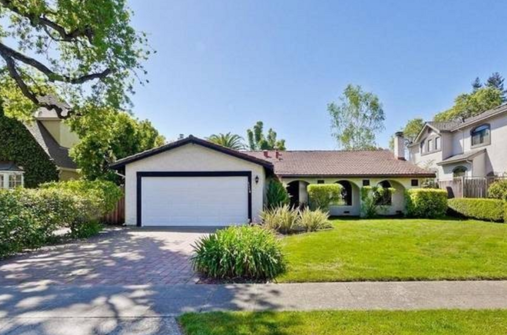 Palo Alto House: 1116 Forest Ave