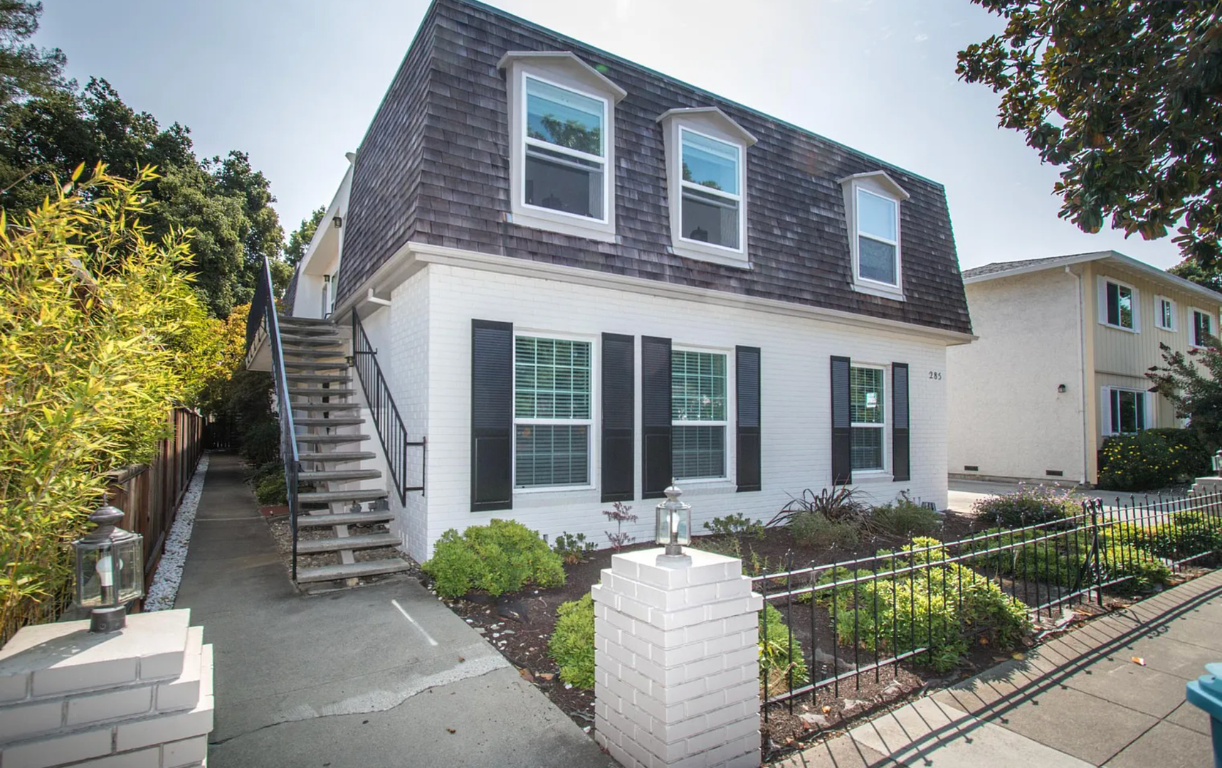 Palo Alto Apartment: 285 College Ave.