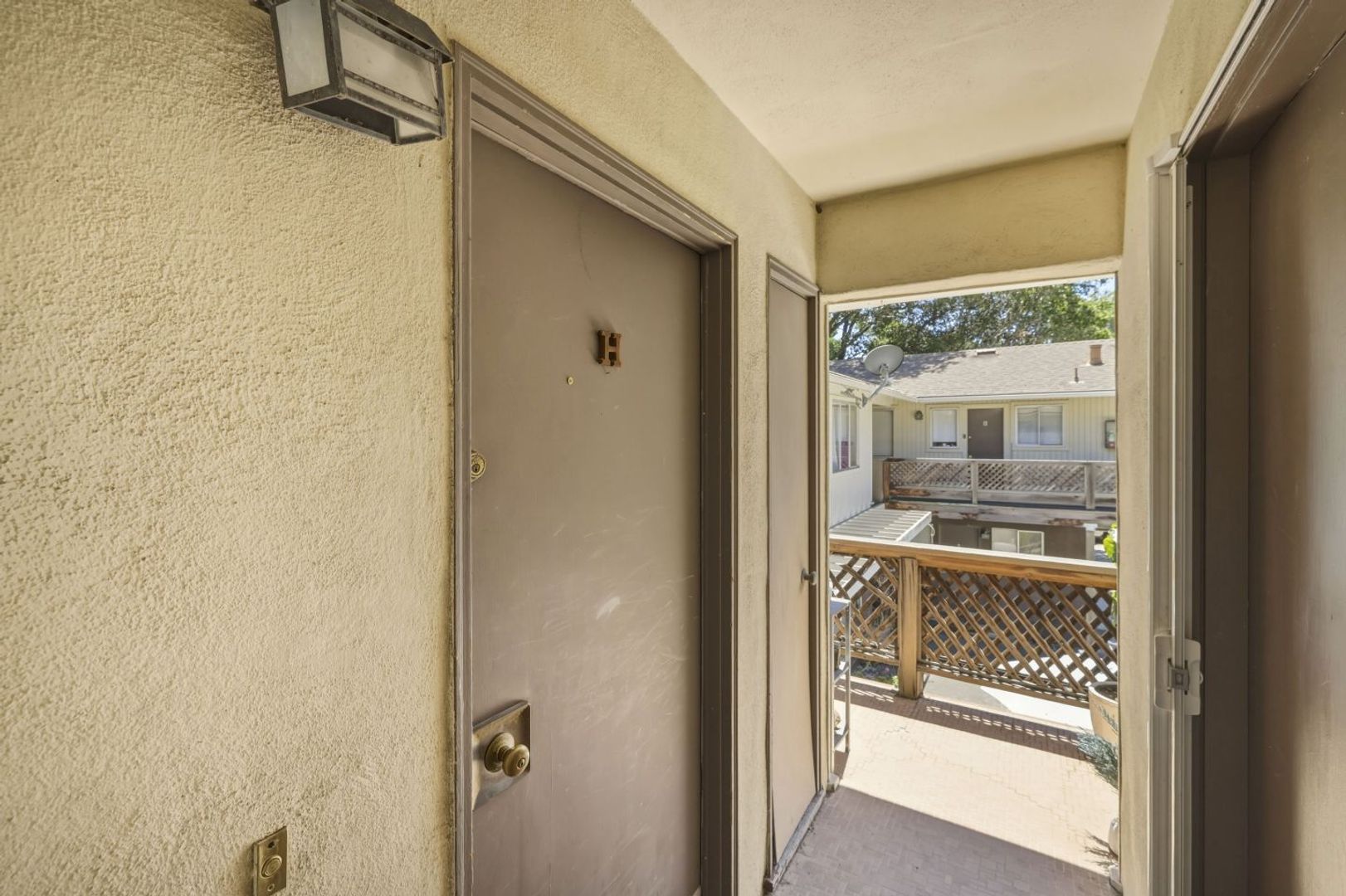 Palo Alto Apartment: 500 Palo Alto Ave