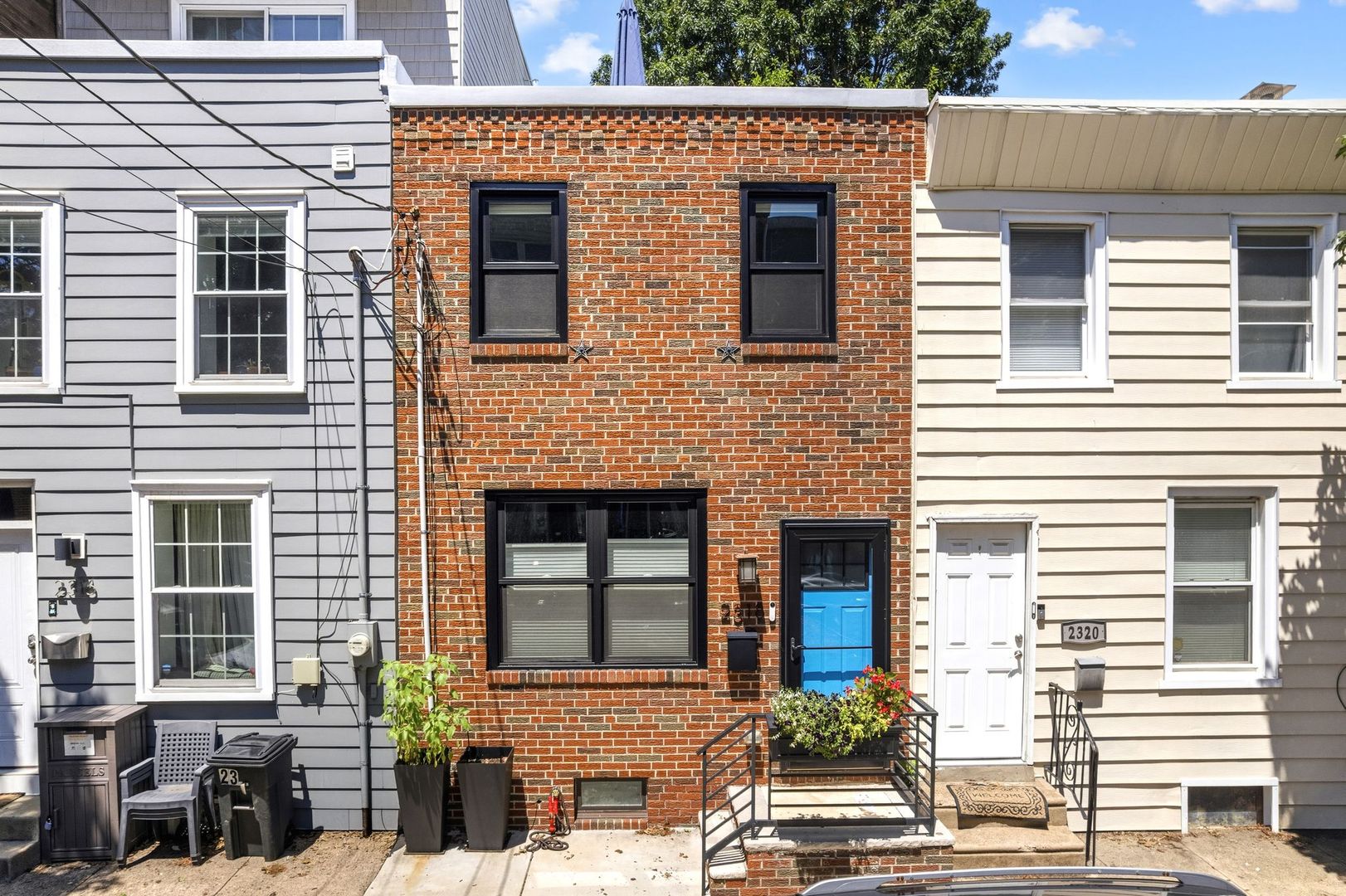 Philadelphia House: 2318 E Thompson Street