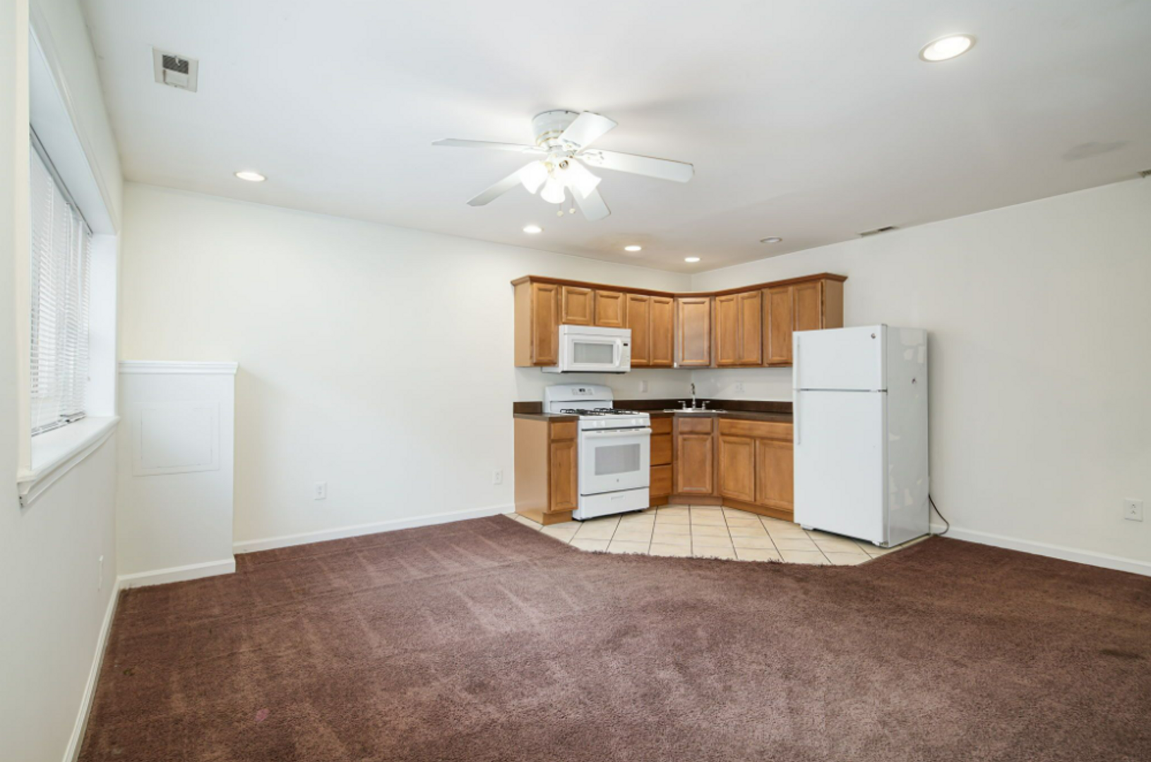 Philadelphia Apartment: 3619 Helen Street