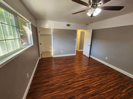 Spacious One Bedroom Apartment in East Sacramento – photo 1