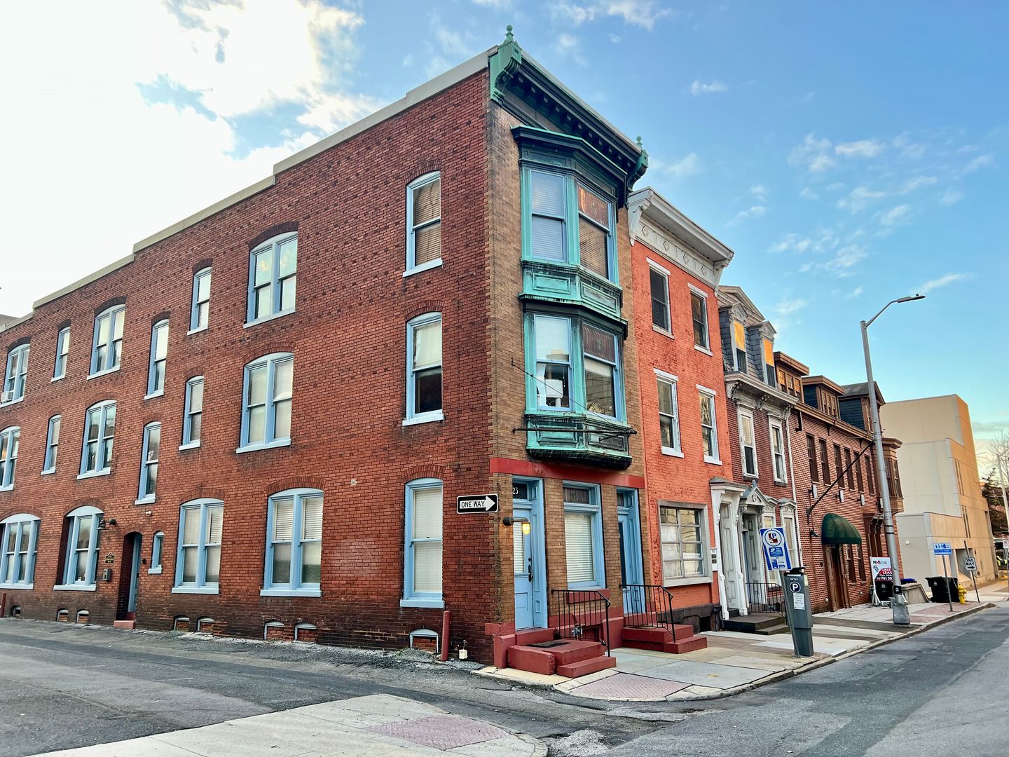 Harrisburg Apartment: 223 Pine St