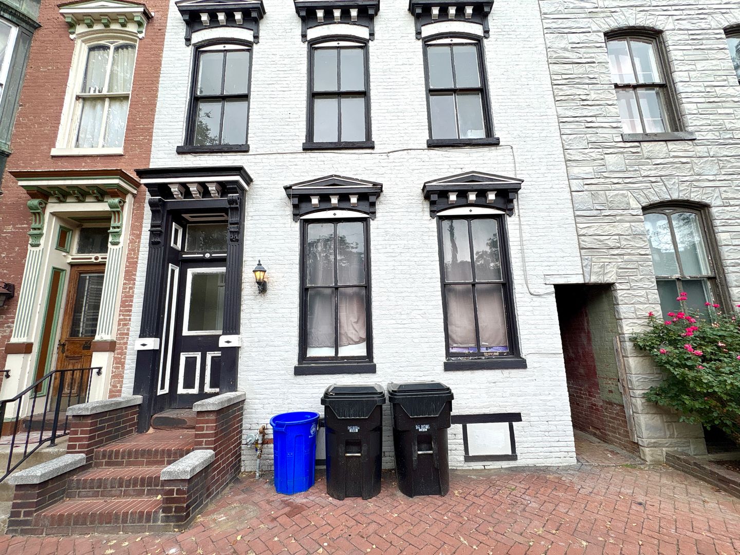 Harrisburg Apartment: 1015 Green St