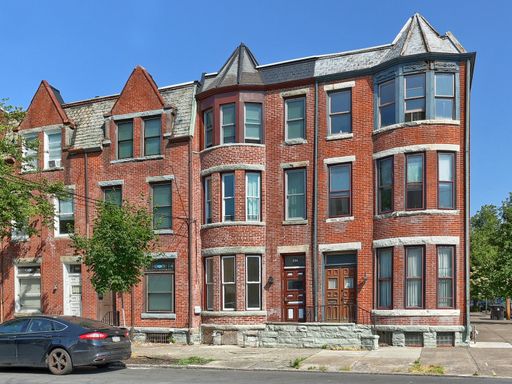 Bright 1st Floor Apartment on Reily – photo 1