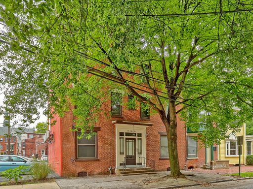 One Bedroom on Briggs – photo 1
