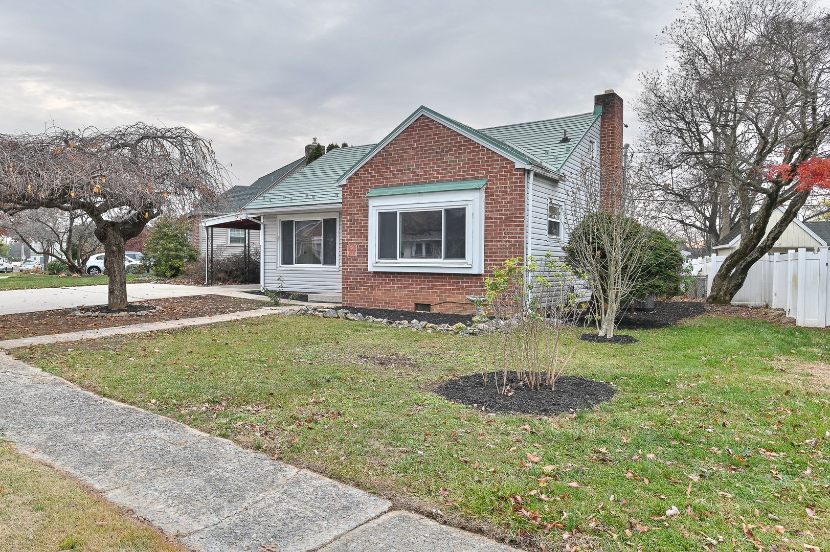 Camp Hill House: 1191 Letchworth Rd