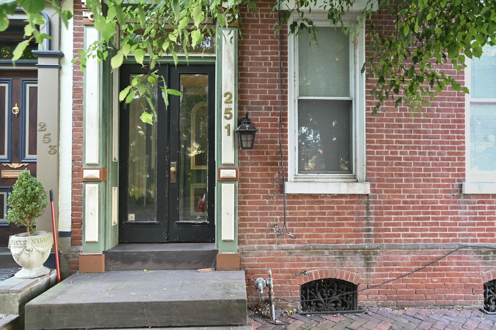 Harrisburg Apartment: 251 Boas