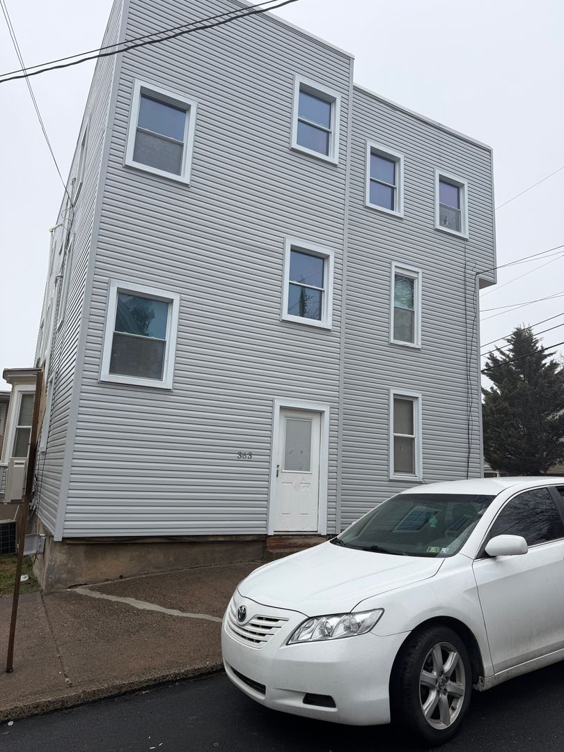 Steelton Apartment: 363 Locust Street