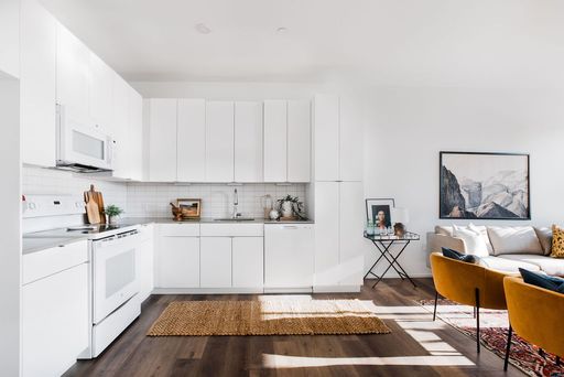 Spacious Modern Living – photo 1